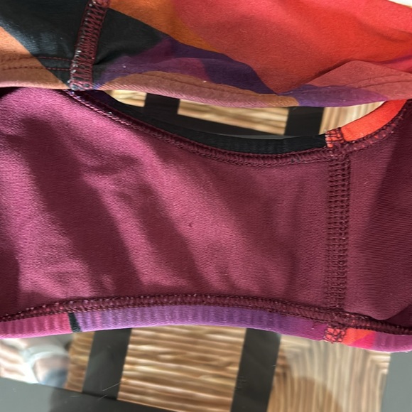 Like new NIKE swimsuit sz4 - Picture 3 of 3